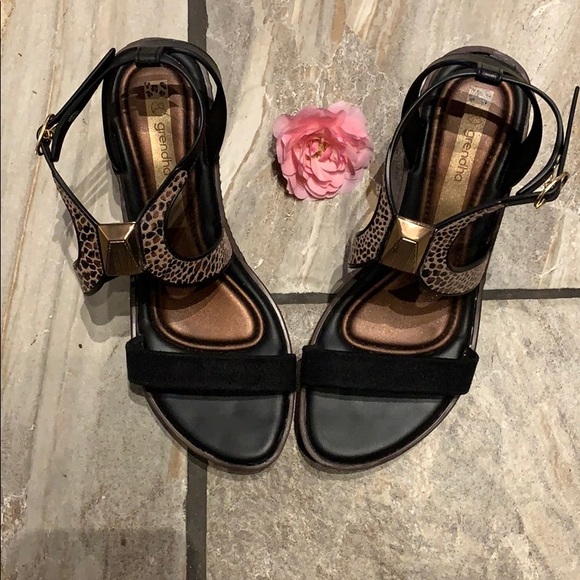 Cheetah Print Wedge Sandals Size 8